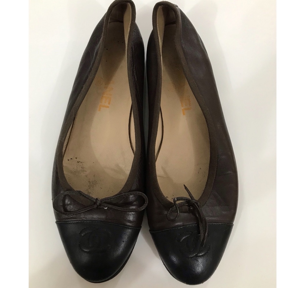 Authentic Chanel Ballet Flats size 37